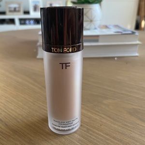 Tom Ford Traceless Foundation 0.5 Porcelain